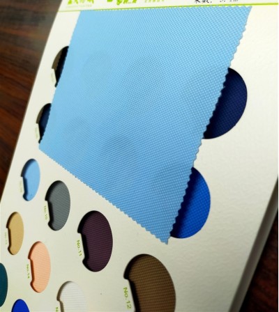 GZ-LT LT8027 動感棋牌格 幅寬：175CM 克重：180GSM 成分：87%錦綸 13%氨綸 米數：3.1M 側面照